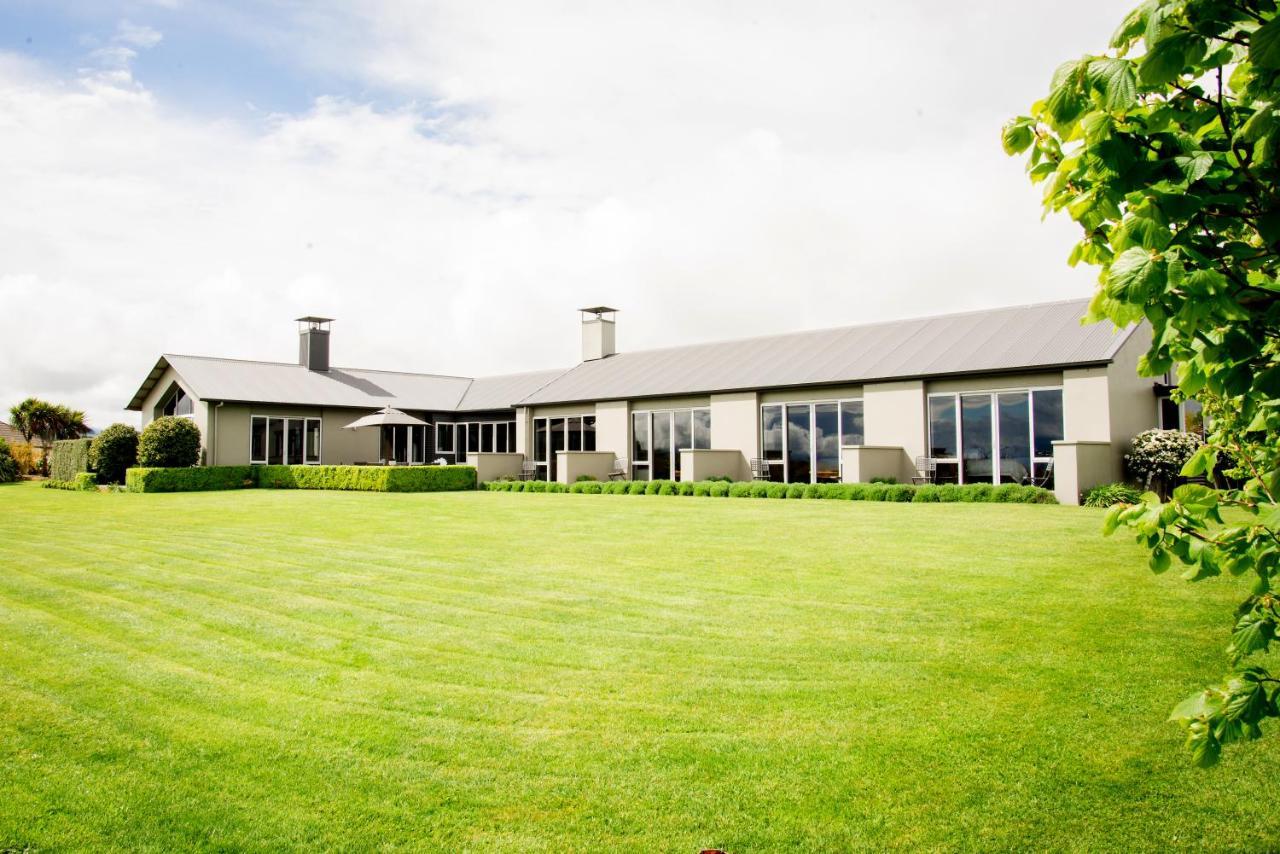 Dunluce Boutique B&B เทอาเนา ภายนอก รูปภาพ