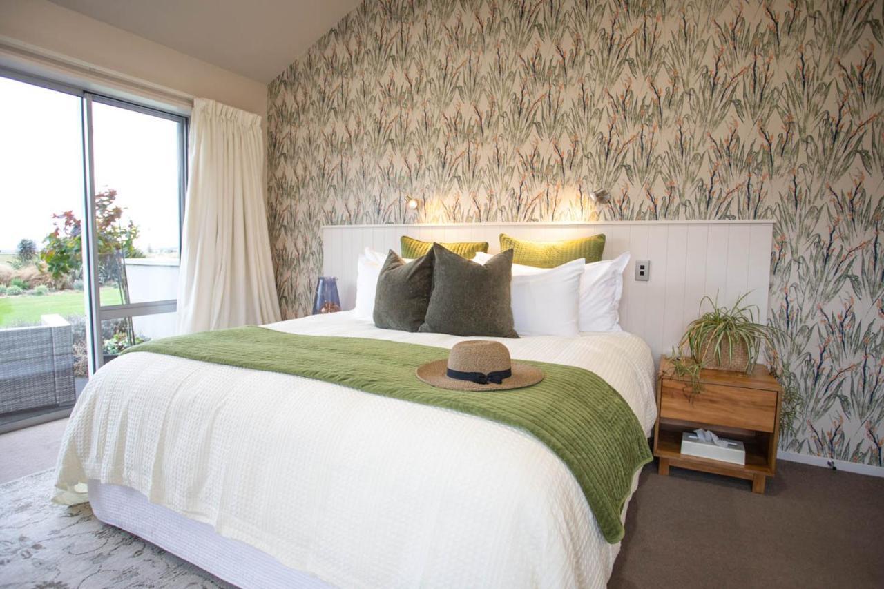 Dunluce Boutique B&B เทอาเนา ภายนอก รูปภาพ